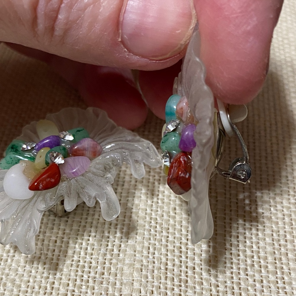 Vintage natural gemstone chip Clip-On Earrings - Picture 11 of 12